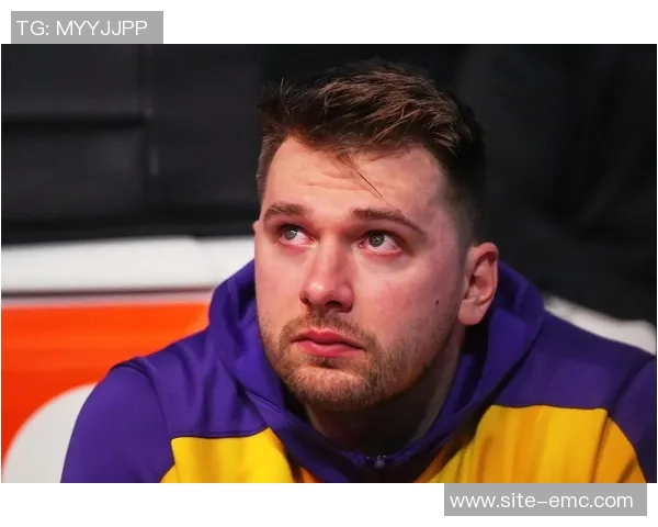 穆雷1月场均322分强势表现联盟得分榜仅次于东契奇